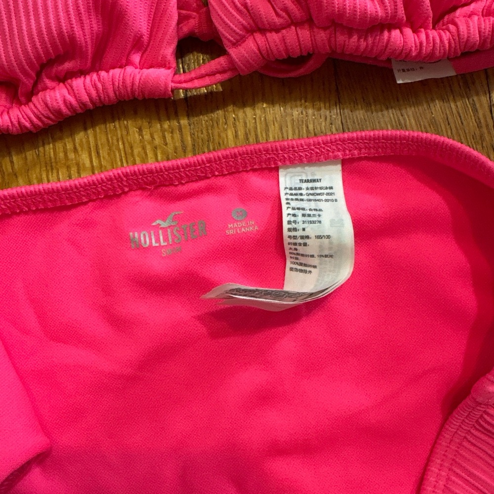Hollister Neon Pink Ribbed Triangle Bikini - Picture 3 of 6